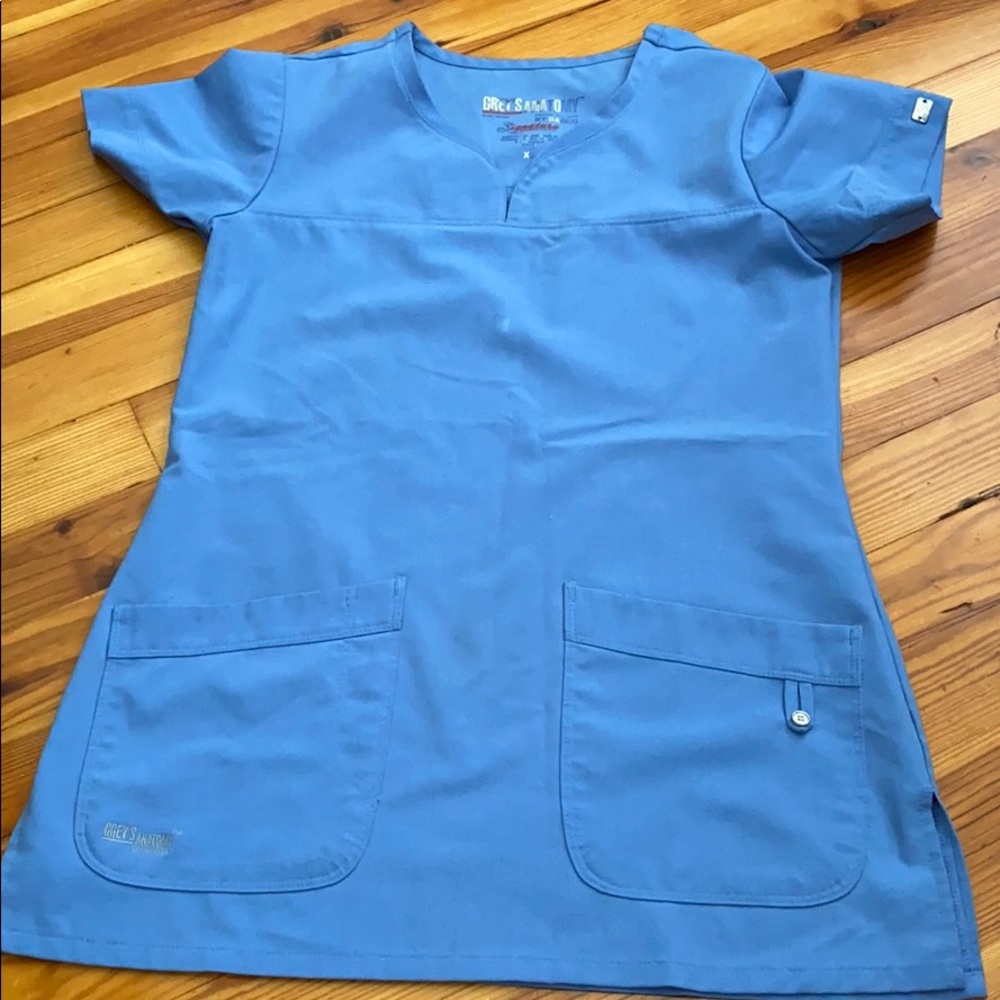 Greys anatomy scrub top